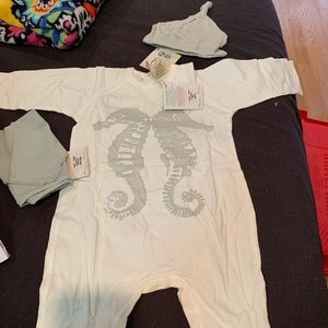 NIP ITSUS ORGANIC Kid Onesie Set 🌊 Seahorse +hat